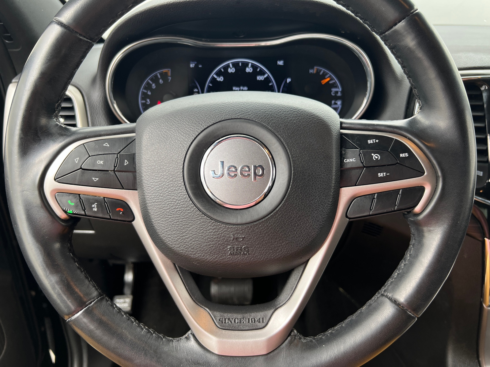 Thumbnail: 2021 Jeep Grand Cherokee - 5