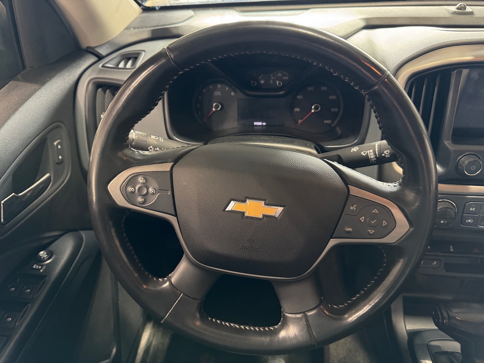 Thumbnail: 2017 Chevrolet Colorado - 5