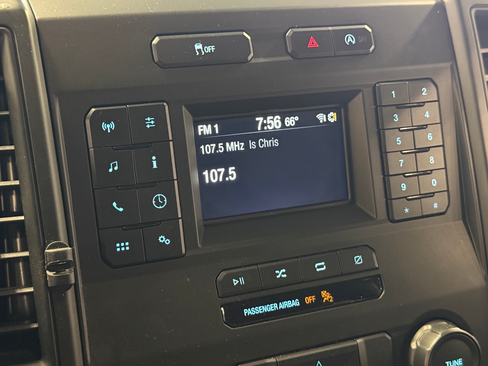 Thumbnail: 2018 Ford Econoline - 4