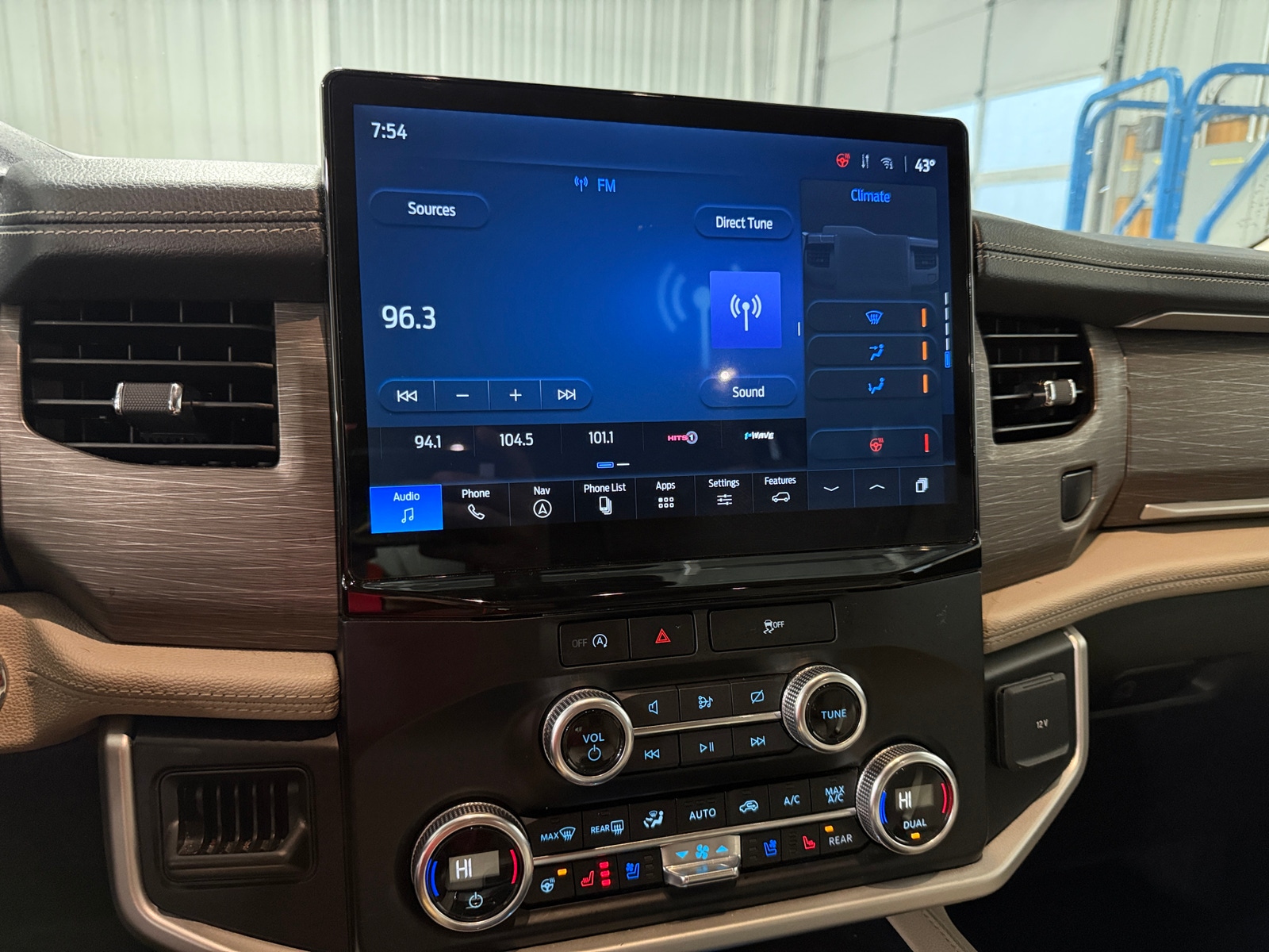 Thumbnail: 2024 Ford Expedition - 3