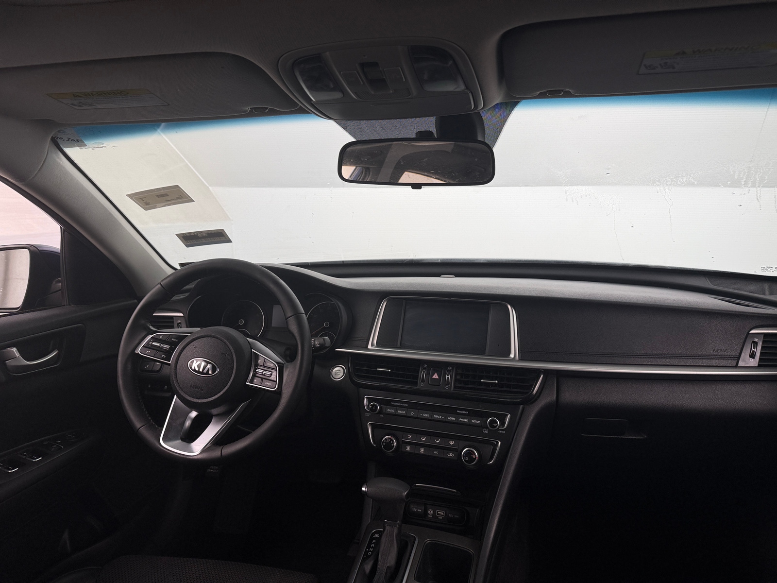 Thumbnail: 2020 Kia Optima - 3