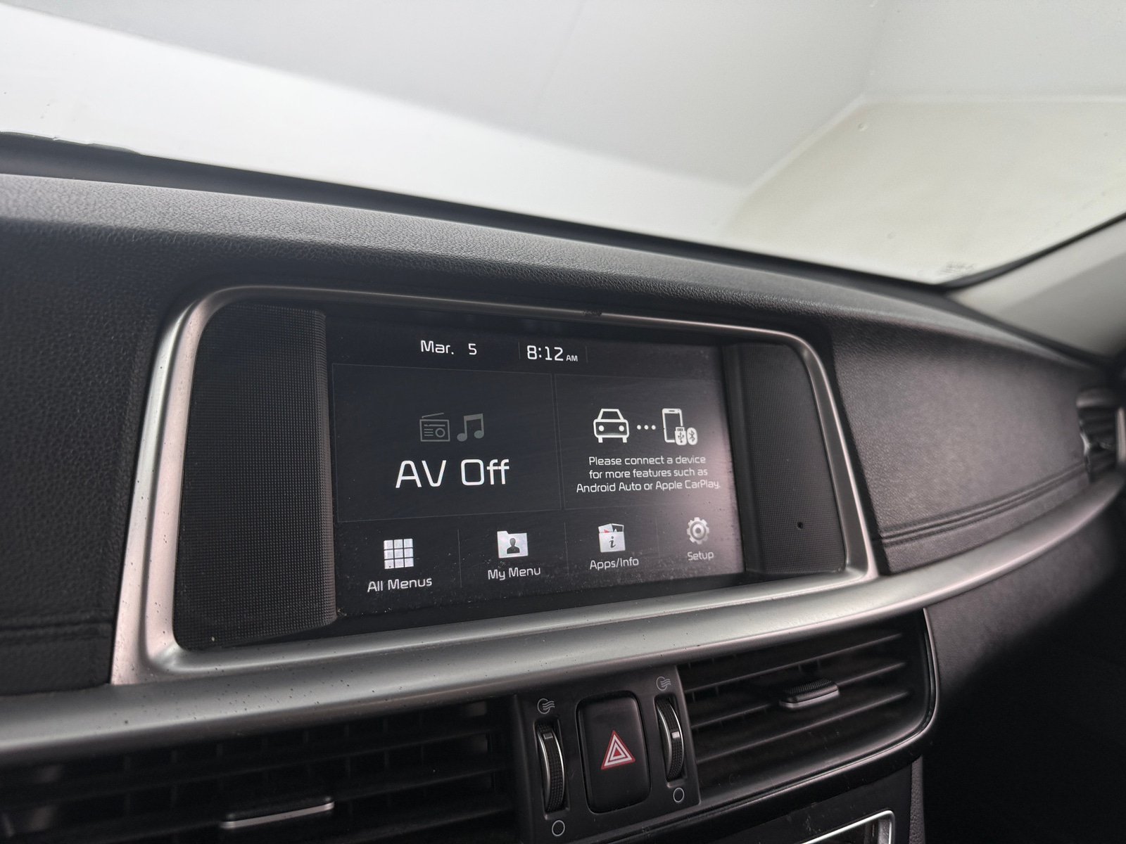 Thumbnail: 2020 Kia Optima - 4