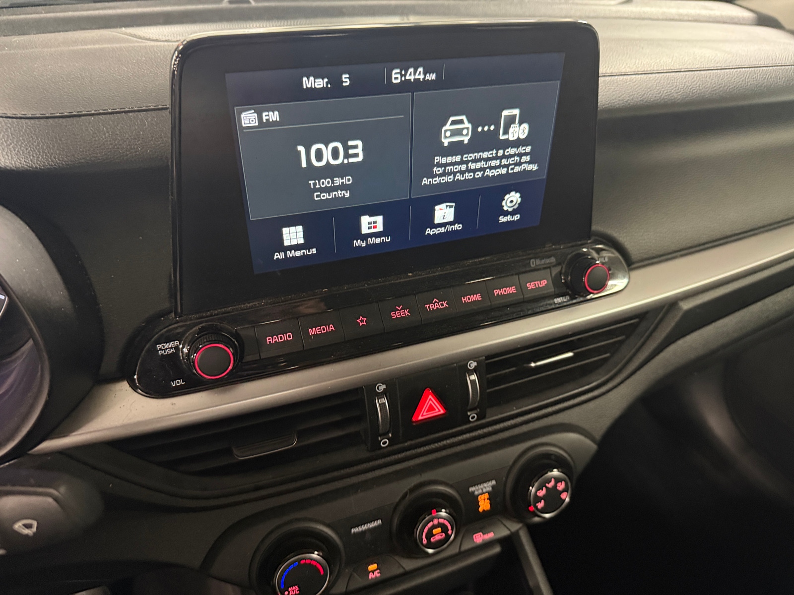 Thumbnail: 2021 Kia Forte - 4