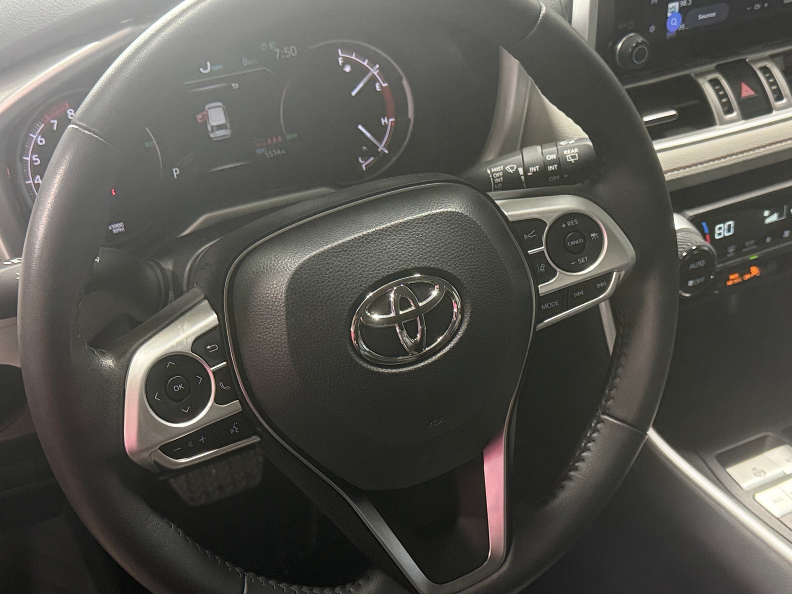 Thumbnail: 2025 Toyota RAV4 - 4