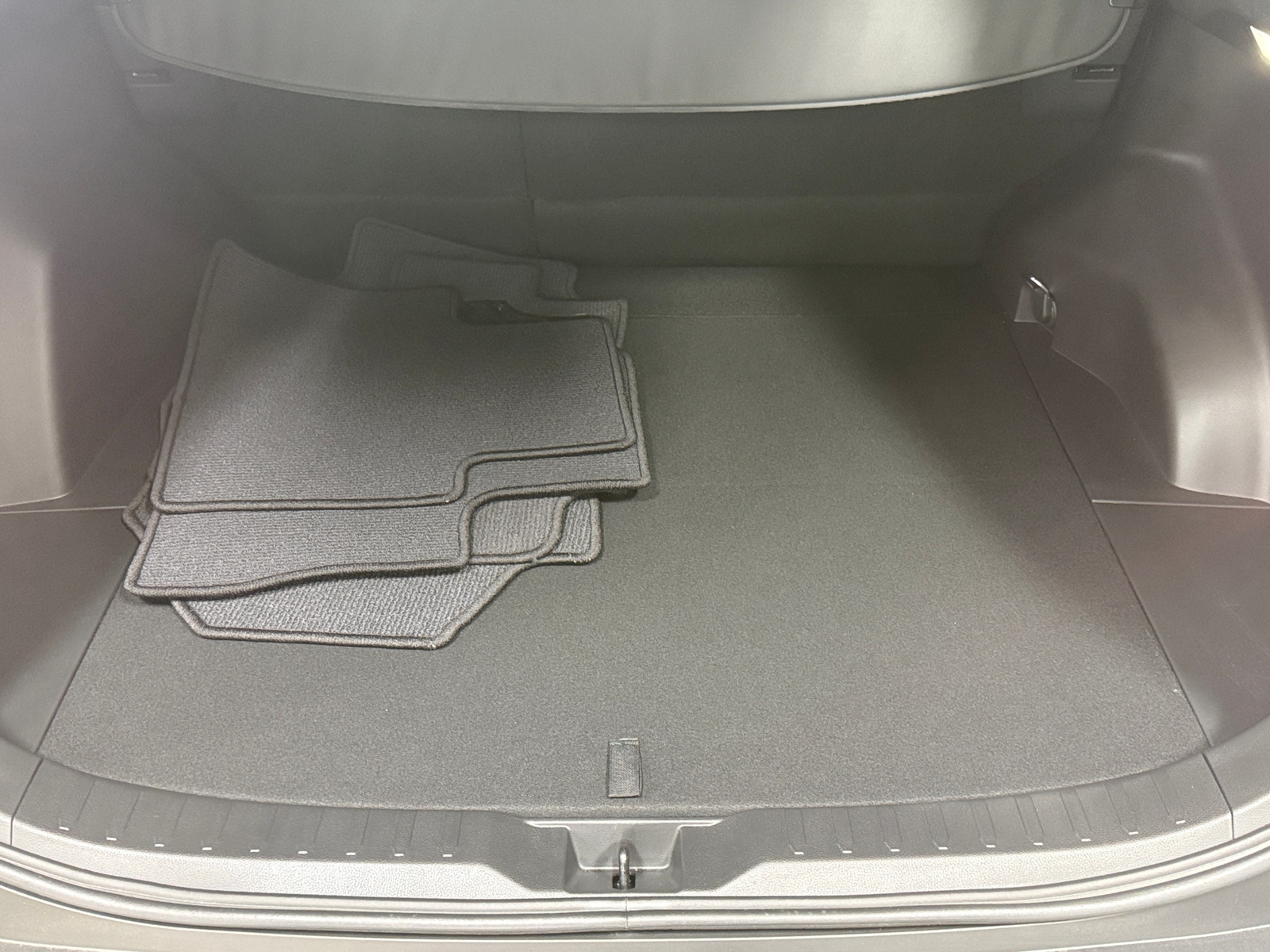 Thumbnail: 2025 Toyota RAV4 - 6