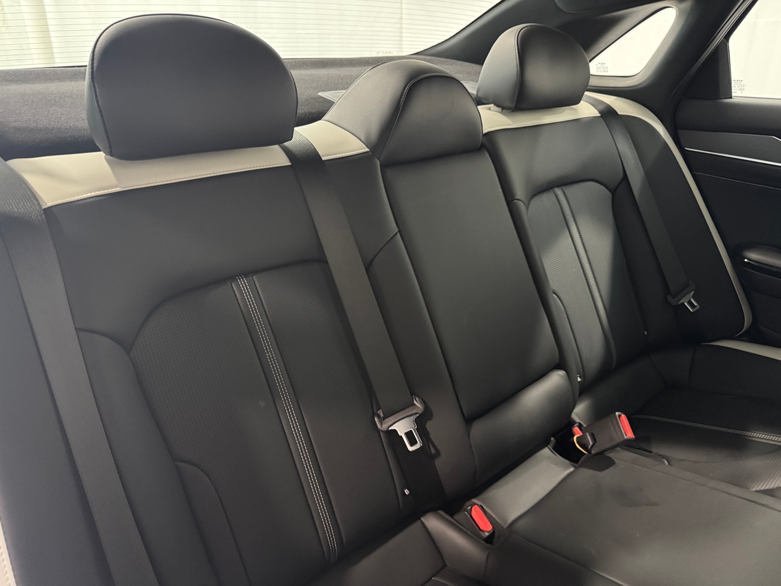 Thumbnail: 2025 Kia K5 - 5