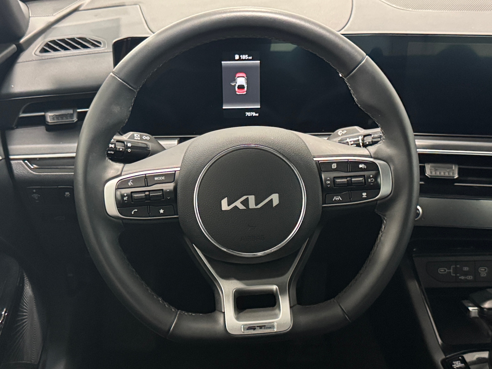 Thumbnail: 2025 Kia K5 - 4