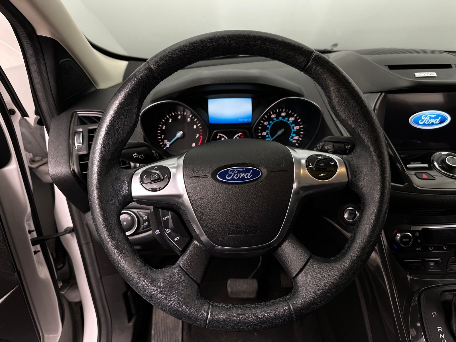 Thumbnail: 2016 Ford Escape - 4