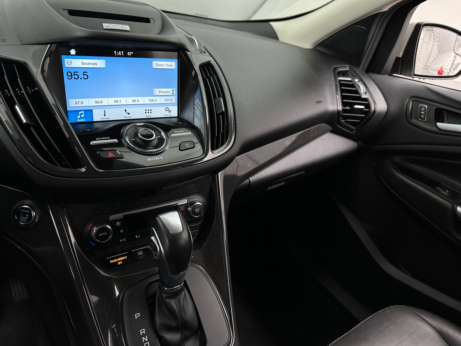 Thumbnail: 2016 Ford Escape - 3