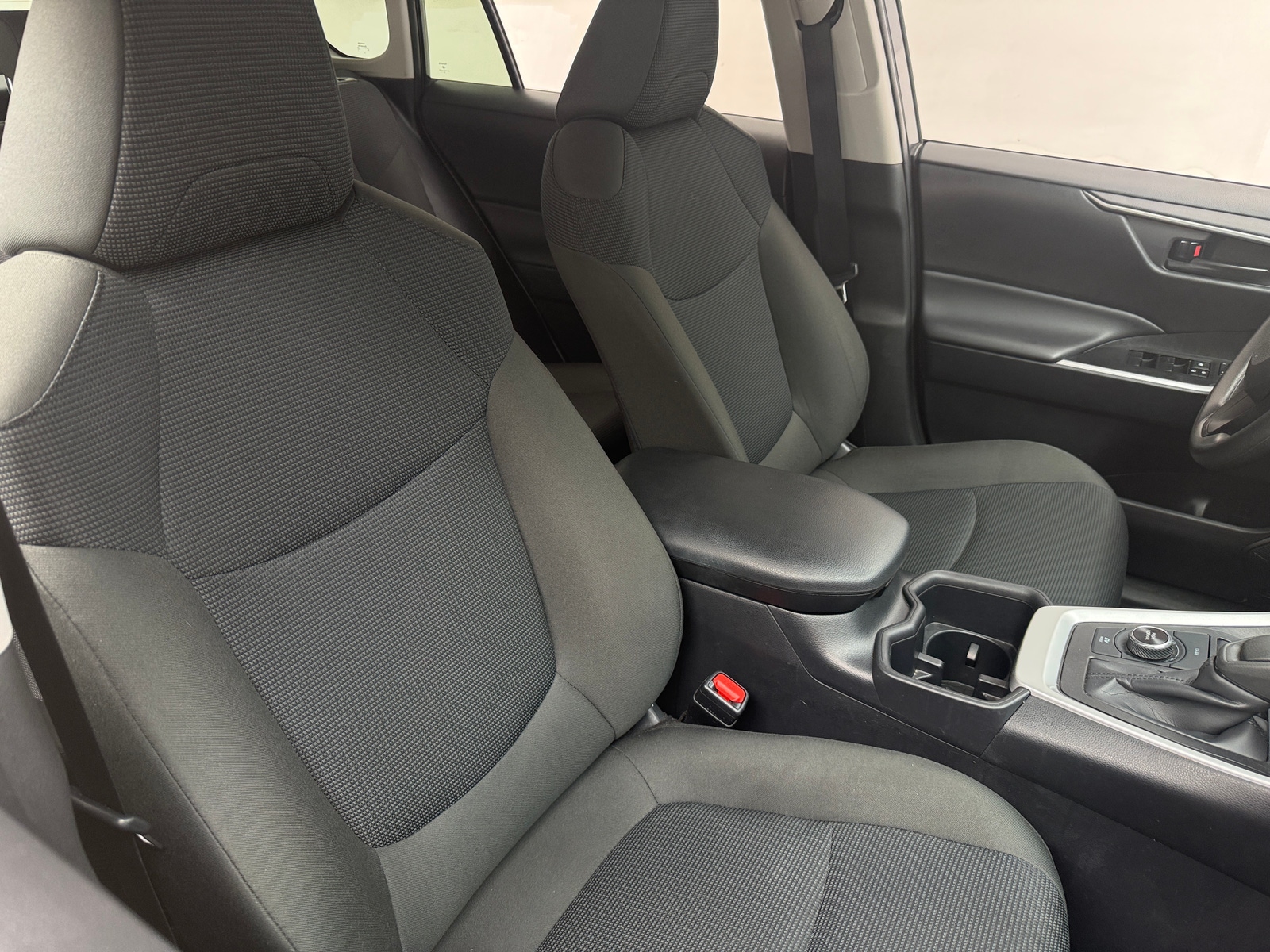 Thumbnail: 2025 Toyota RAV4 - 2