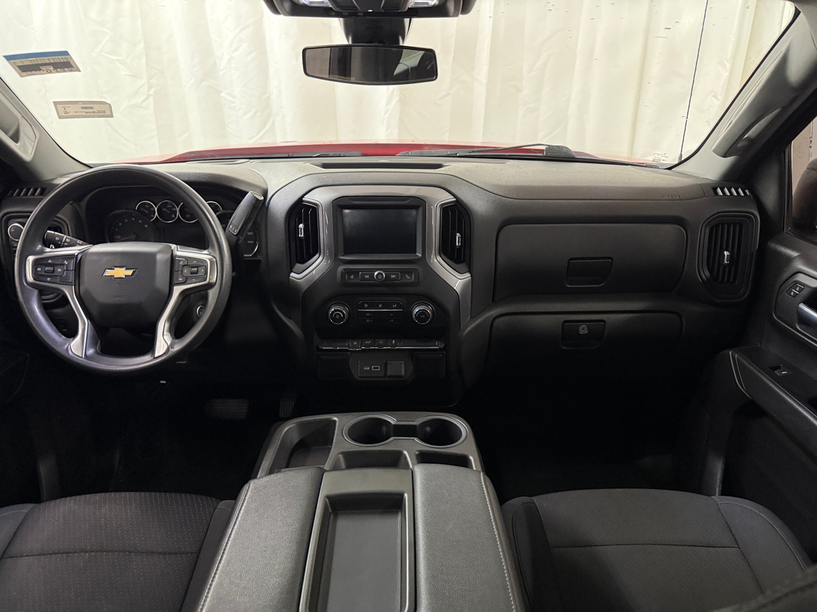 Thumbnail: 2022 Chevrolet Silverado 1500 - 3