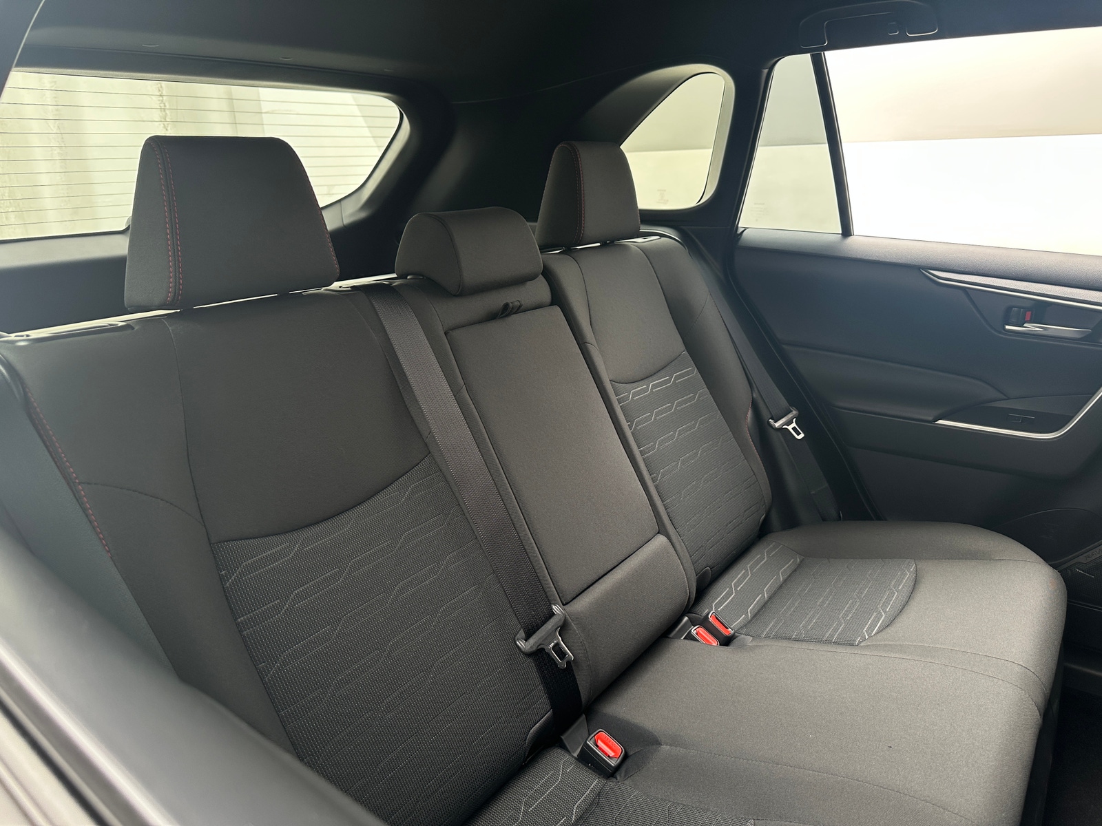 Thumbnail: 2025 Toyota RAV4 - 6