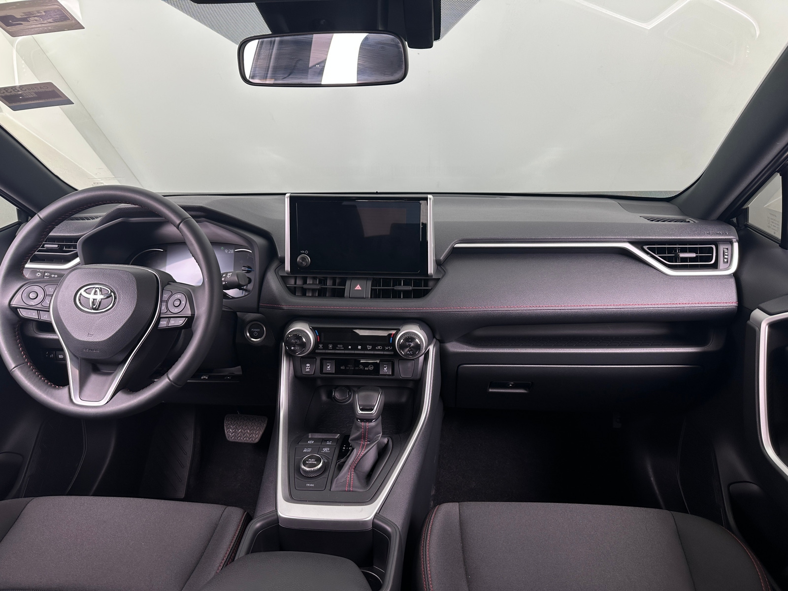 Thumbnail: 2025 Toyota RAV4 - 3