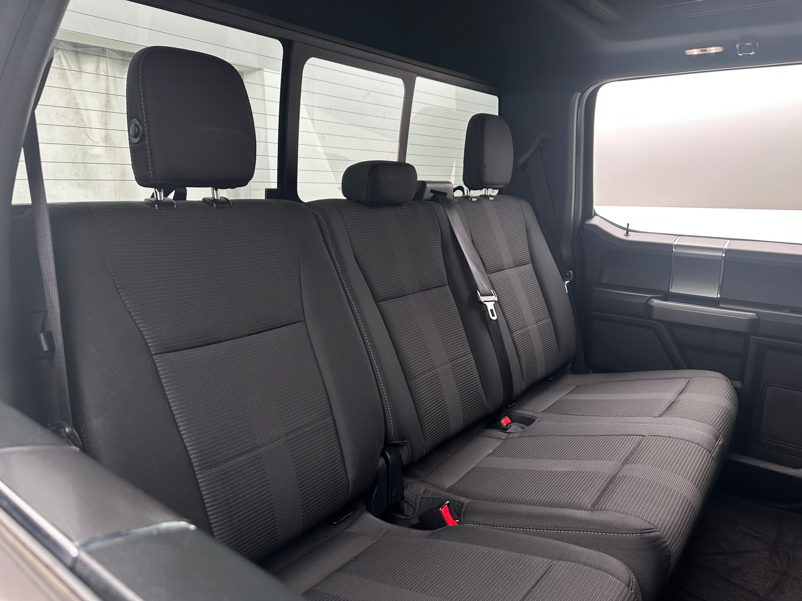 Thumbnail: 2016 Ford Econoline - 6