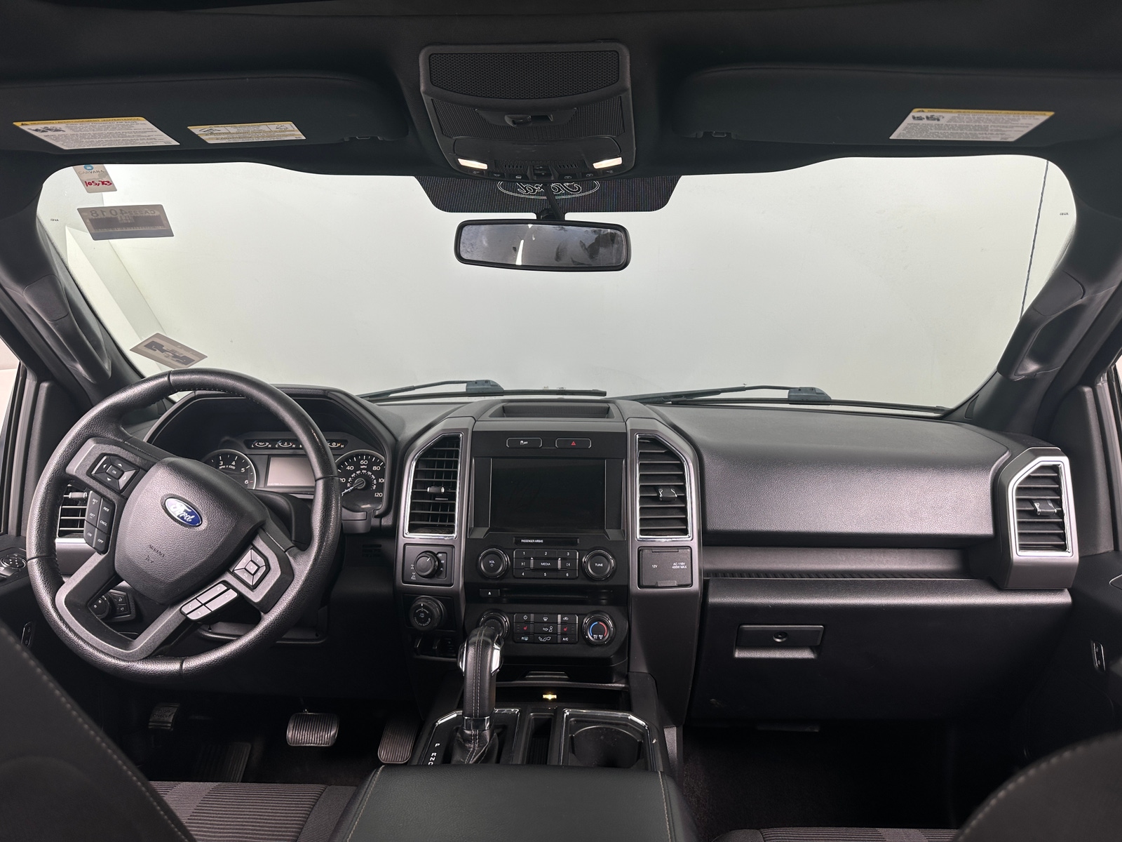 Thumbnail: 2016 Ford Econoline - 3