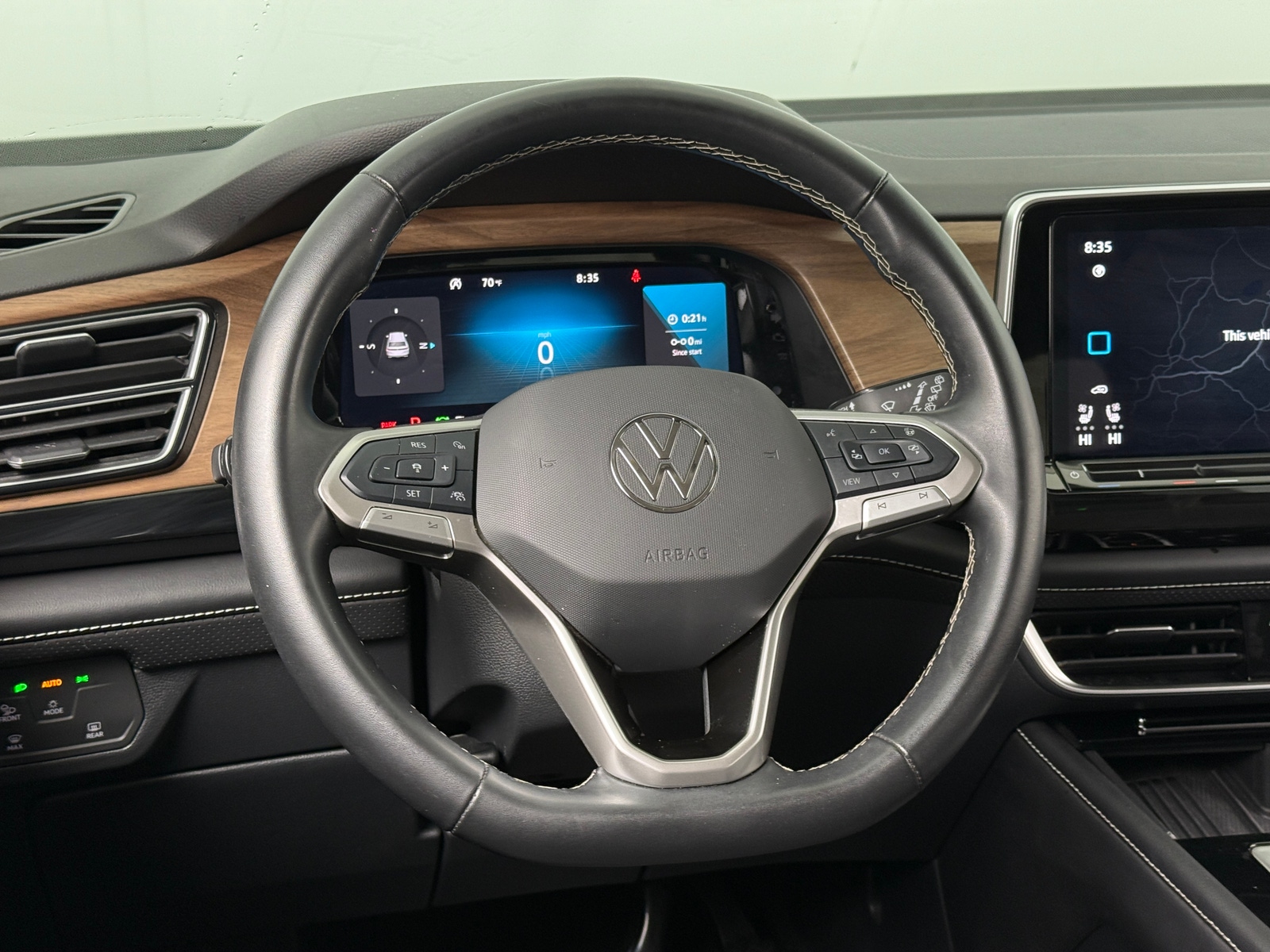 Thumbnail: 2025 Volkswagen Atlas - 4