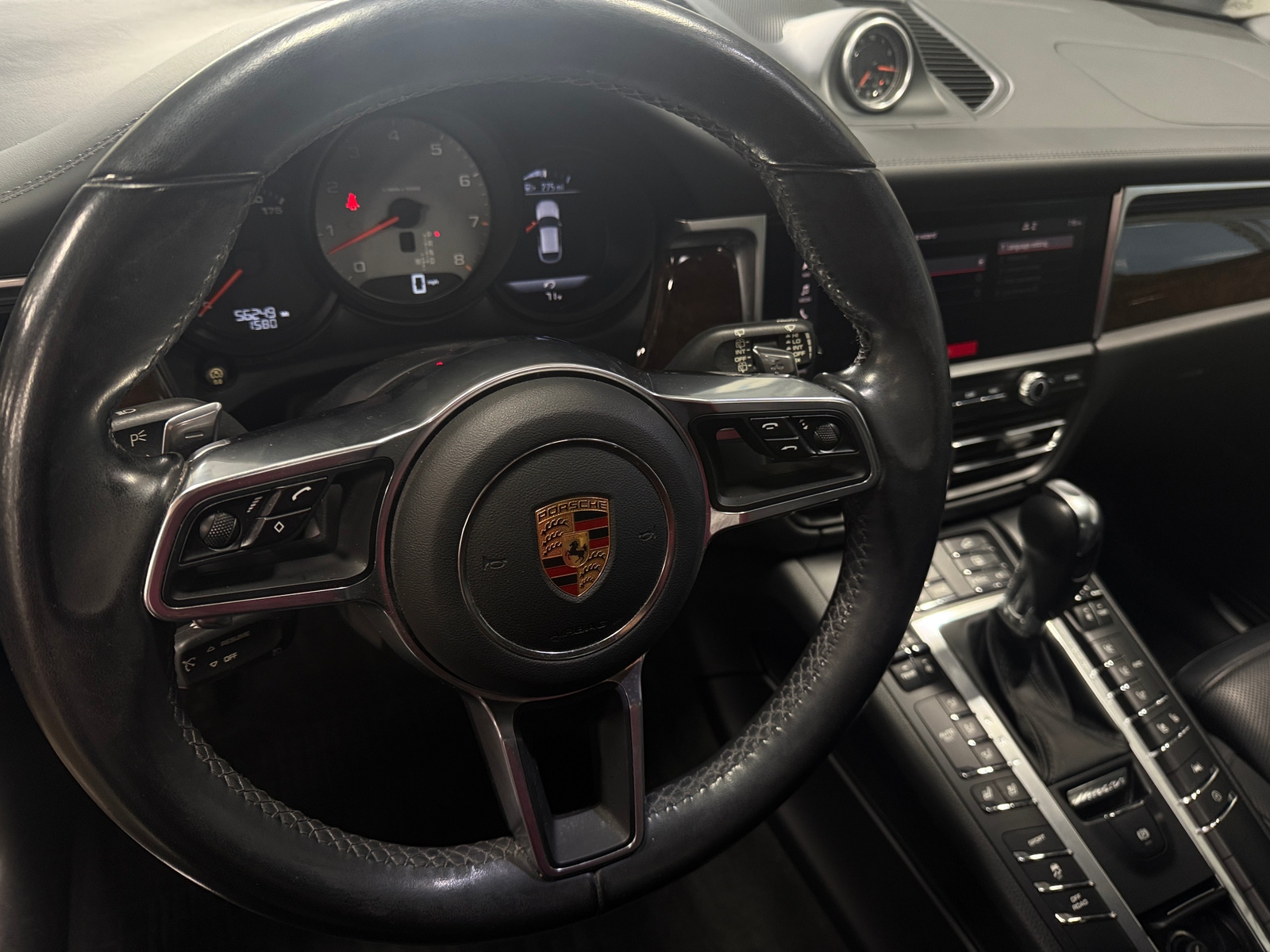 Thumbnail: 2019 Porsche Macan - 4