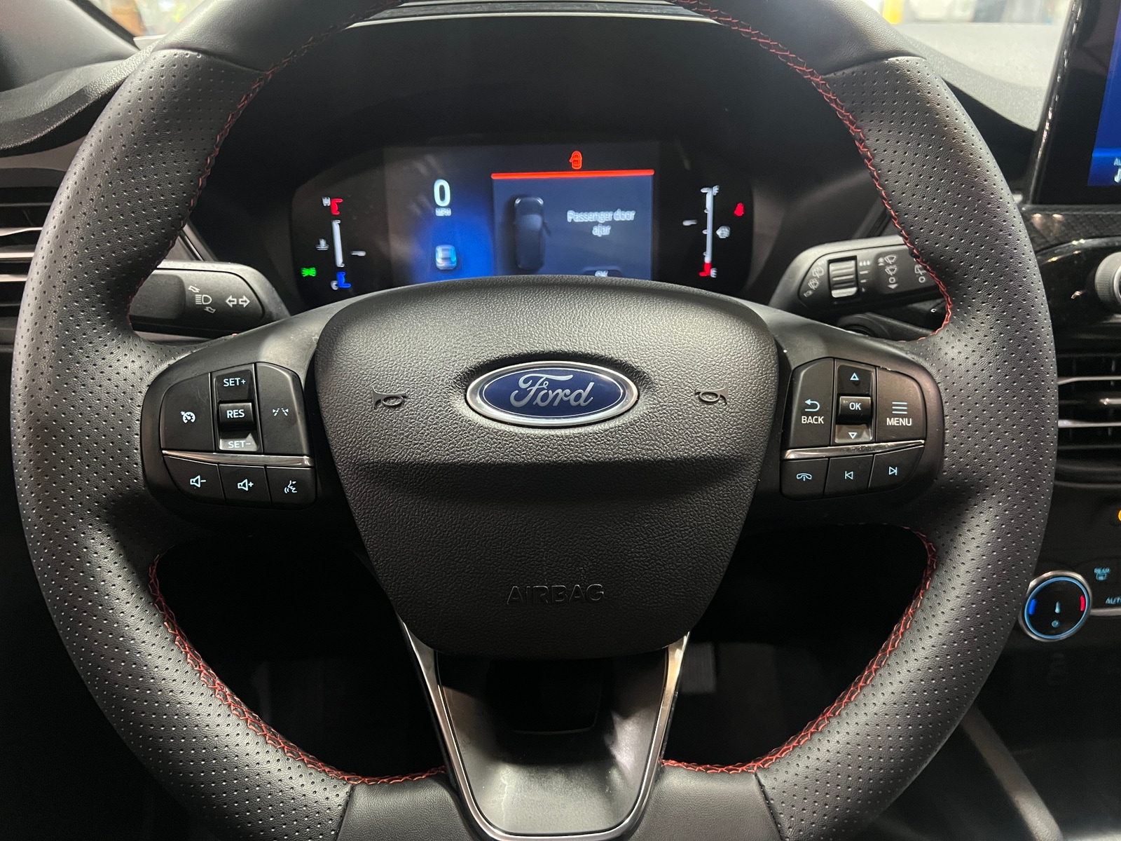 Thumbnail: 2025 Ford Escape - 5