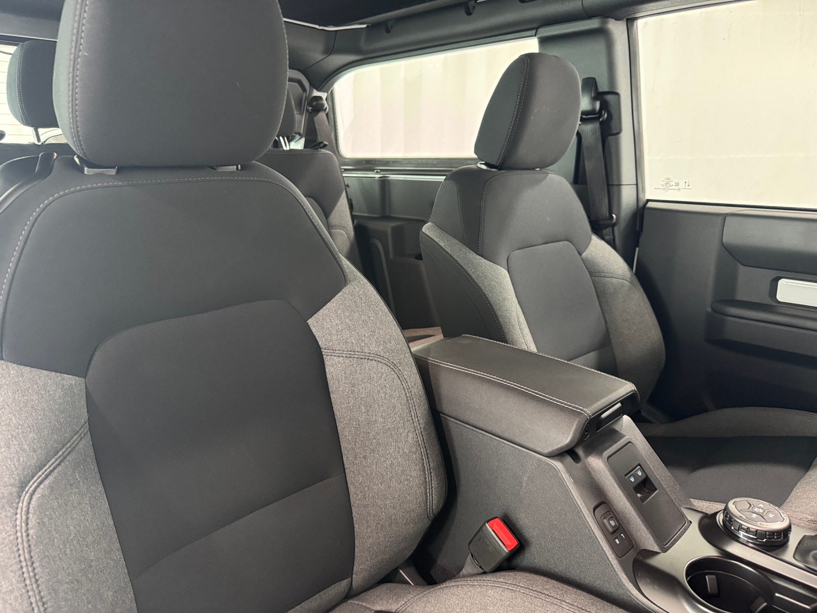 Thumbnail: 2025 Ford Bronco - 2