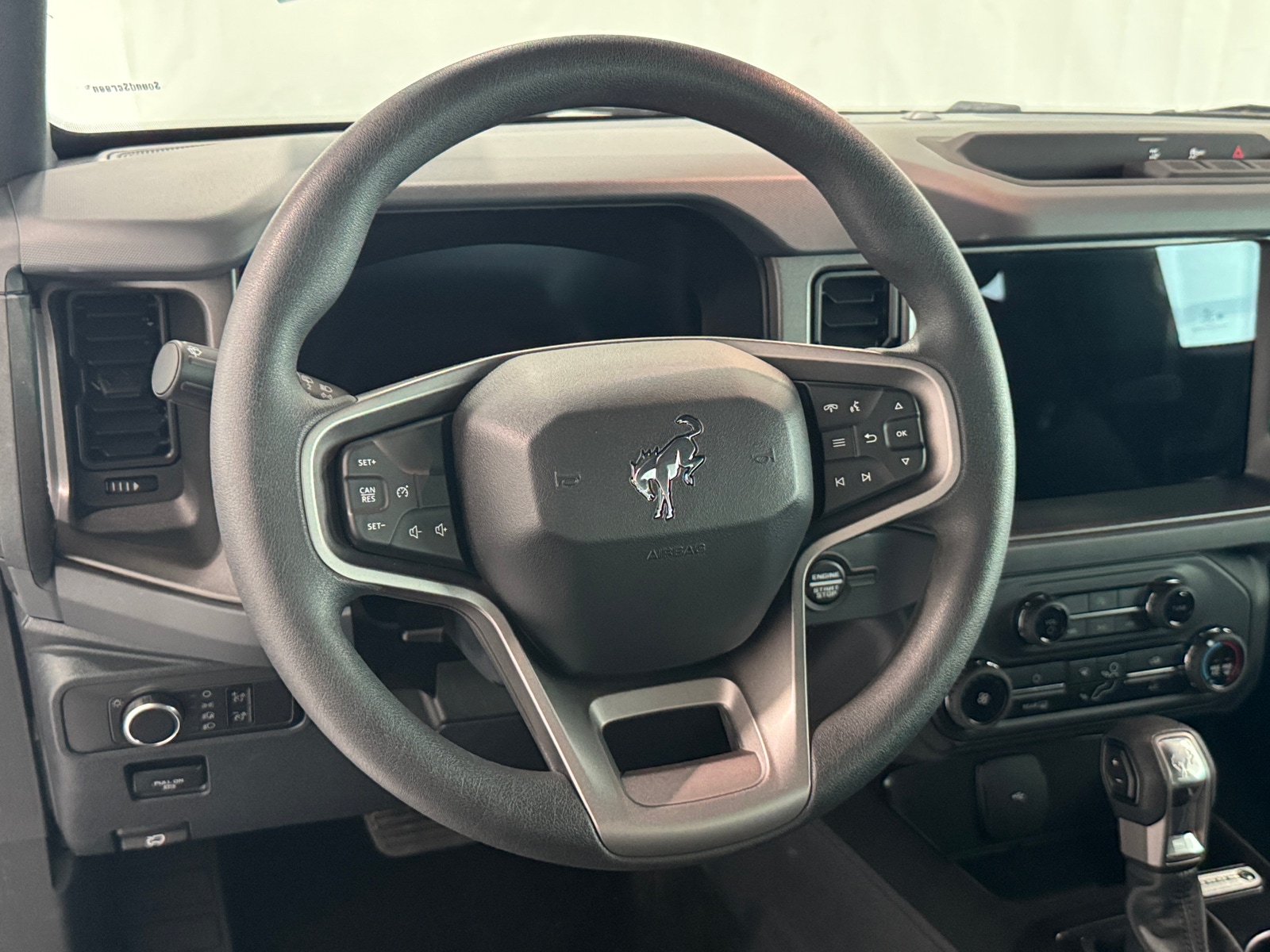 Thumbnail: 2025 Ford Bronco - 5