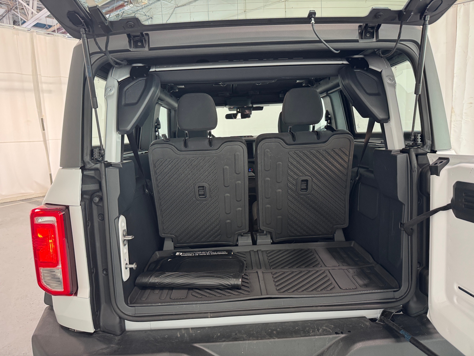 Thumbnail: 2025 Ford Bronco - 7