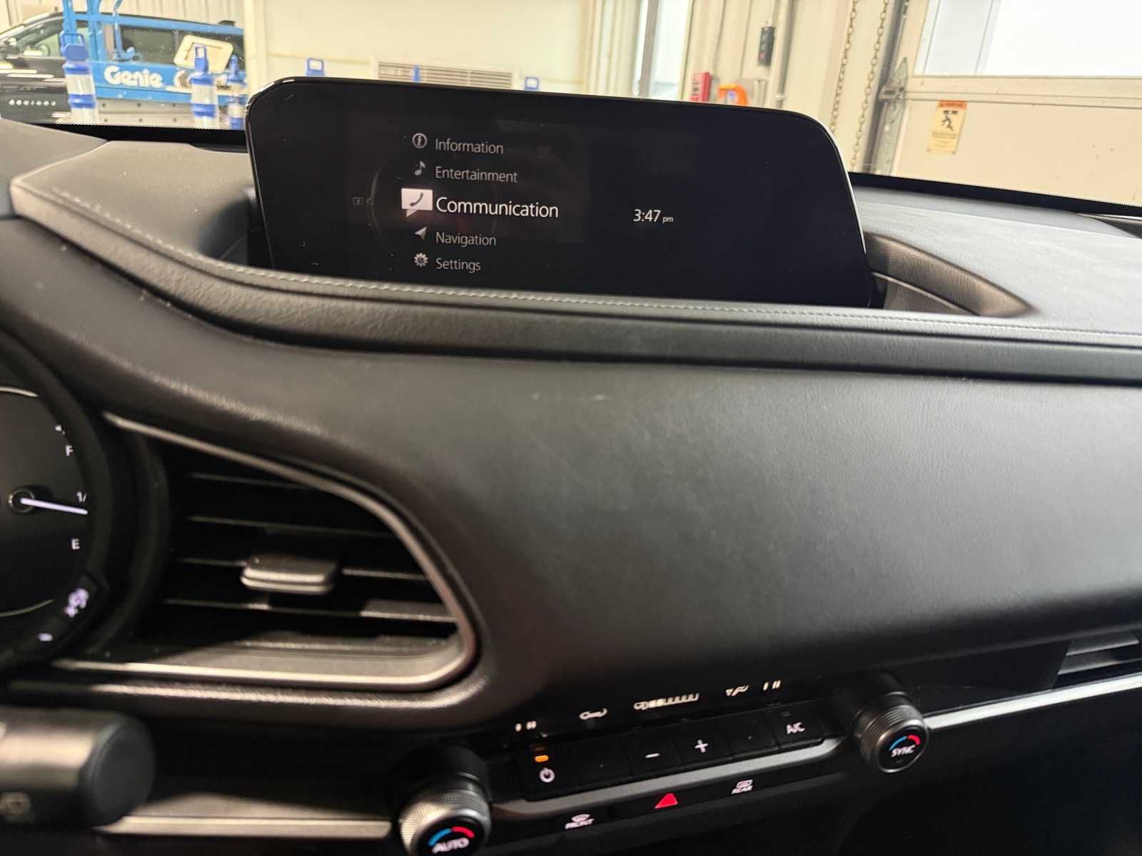 Thumbnail: 2023 Mazda CX-30 - 4