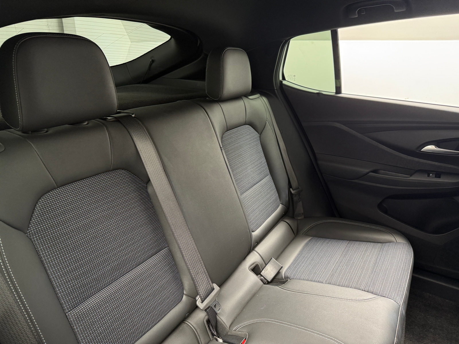 Thumbnail: 2025 Buick Envista - 6