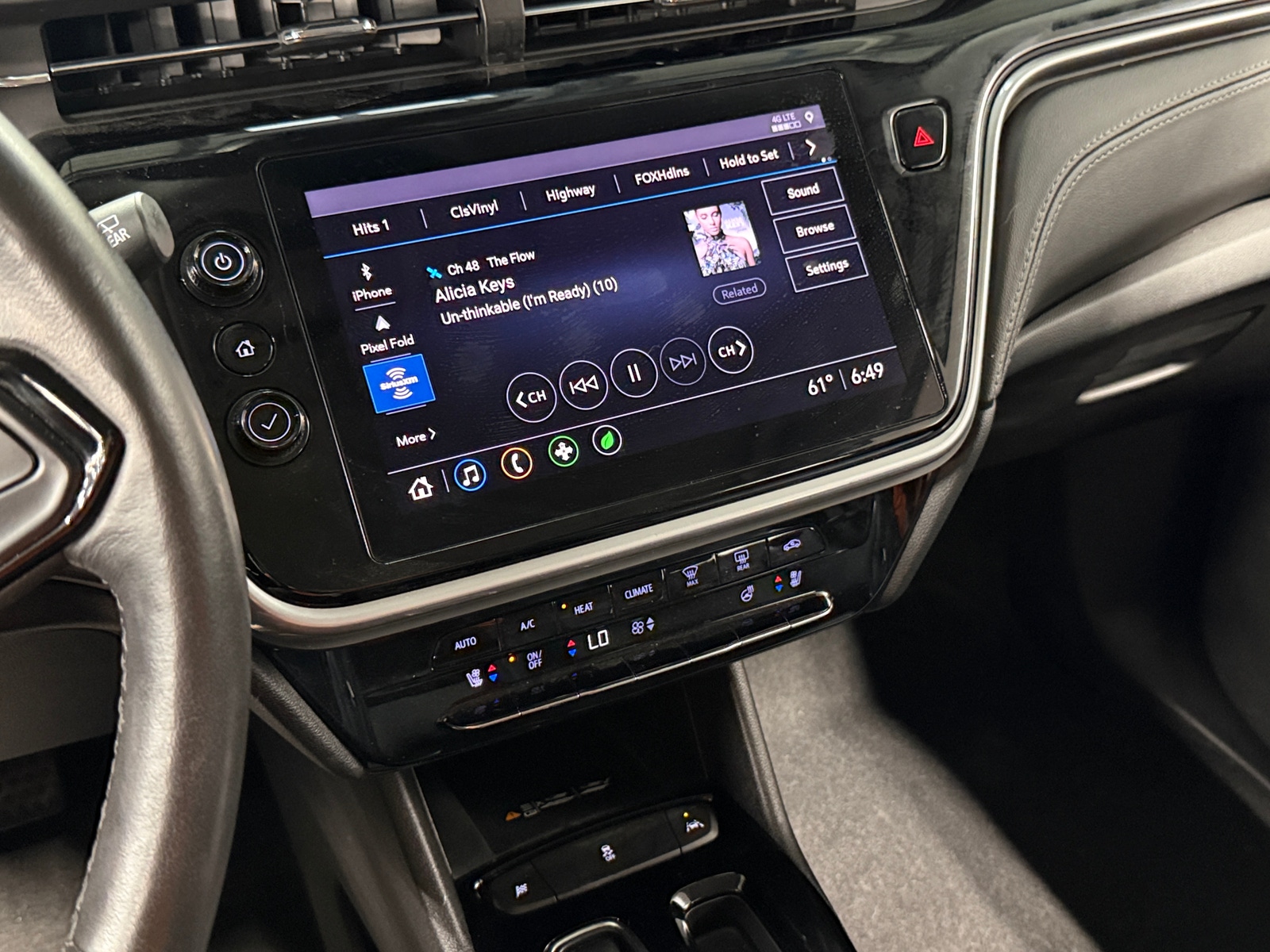 Thumbnail: 2022 Chevrolet Bolt EUV - 4