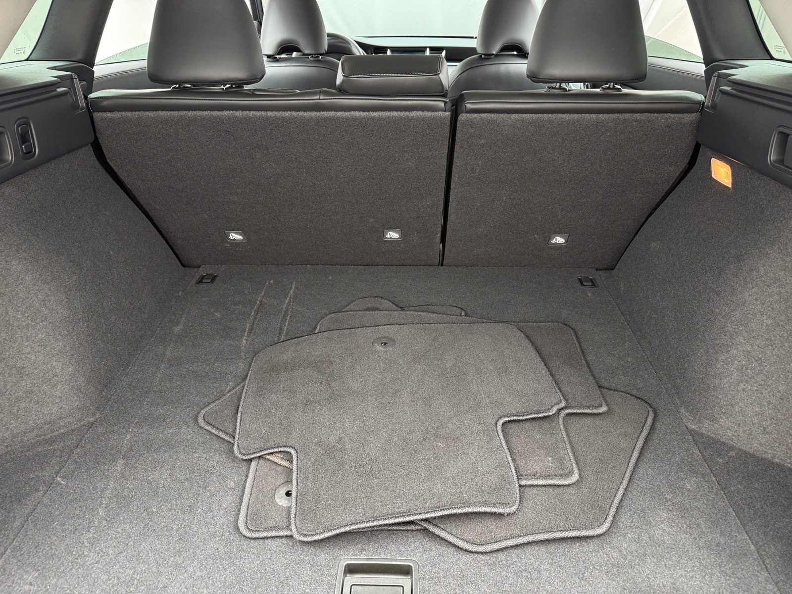 Thumbnail: 2025 INFINITI QX50 - 6