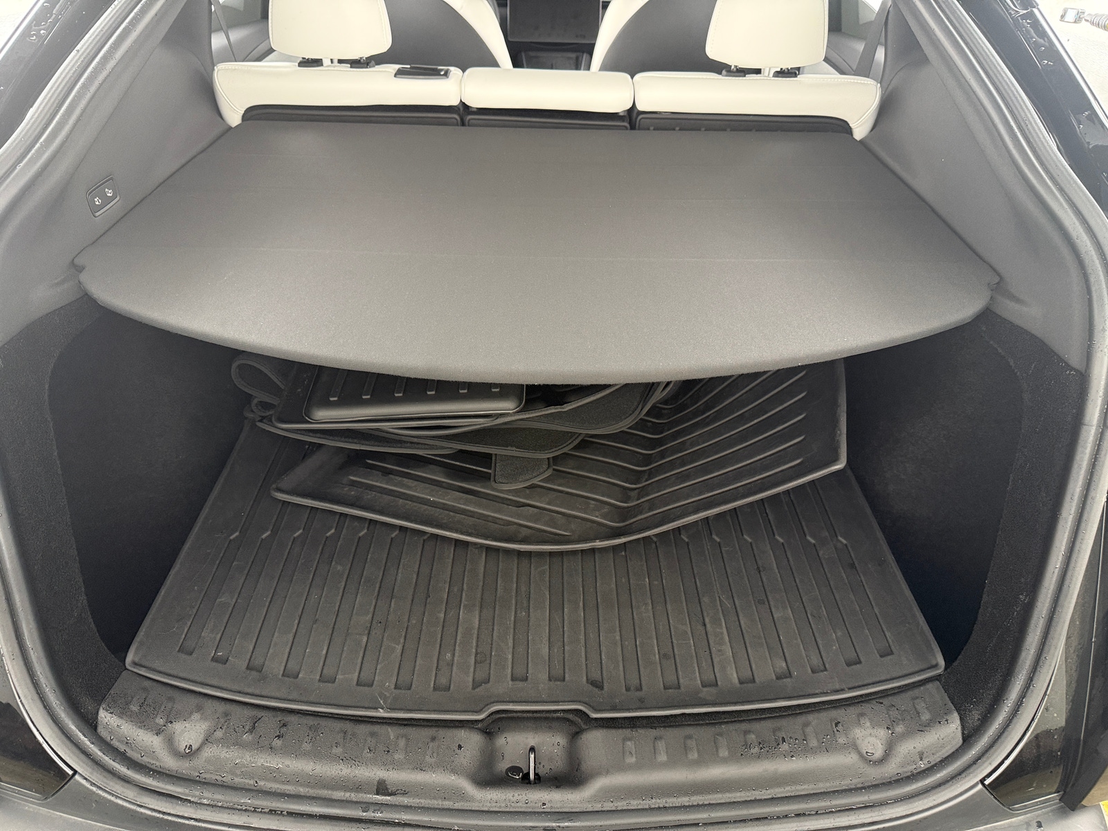 Thumbnail: 2026 Tesla Model Y - 6