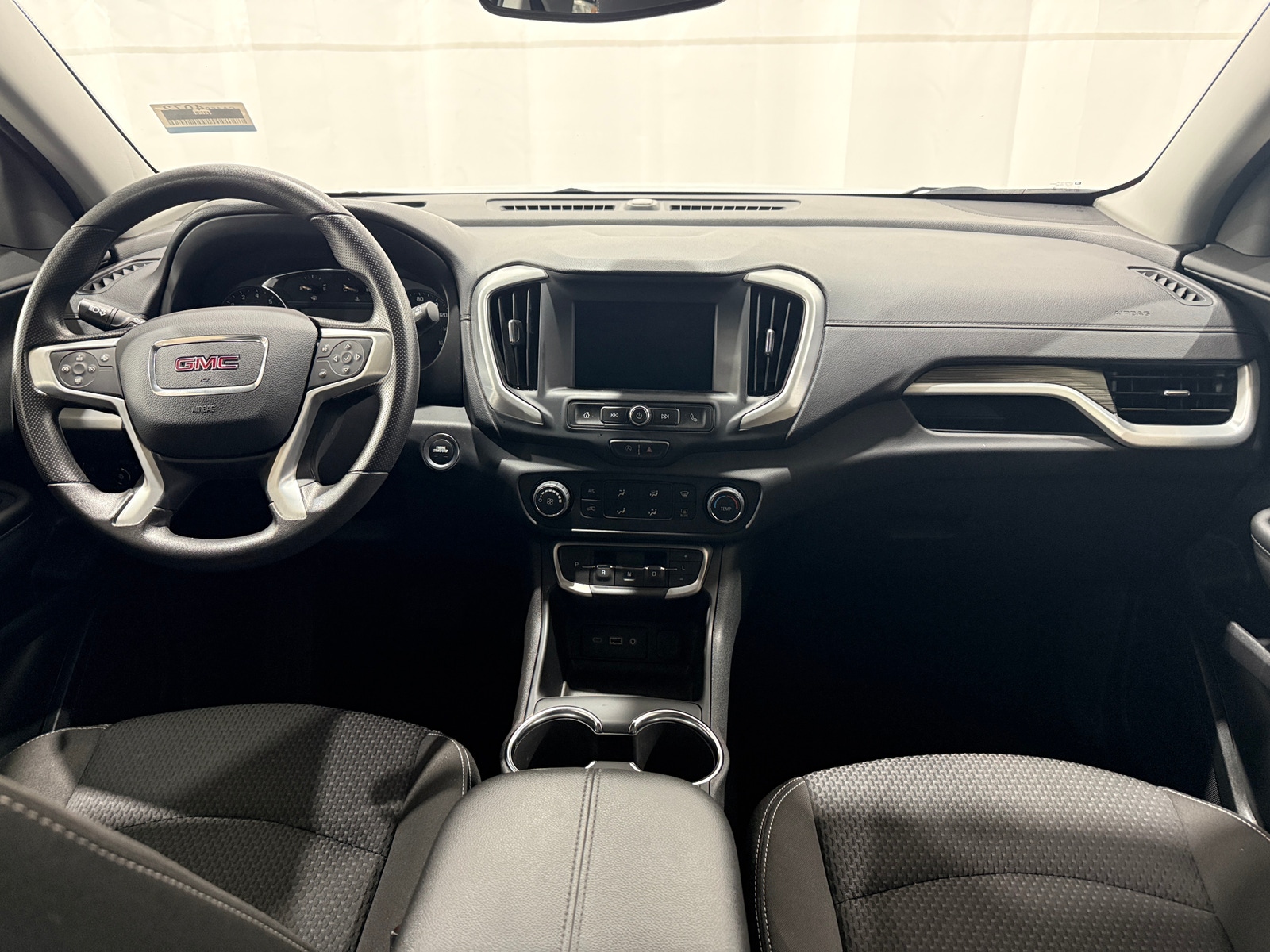 Thumbnail: 2024 GMC Terrain - 3