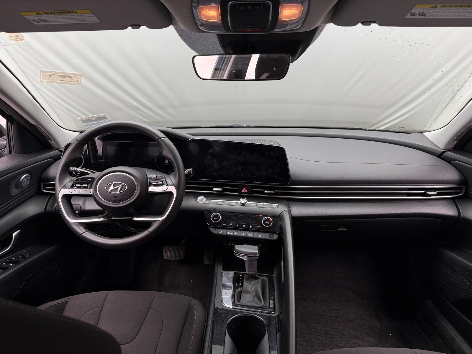 Thumbnail: 2023 Hyundai Elantra - 3