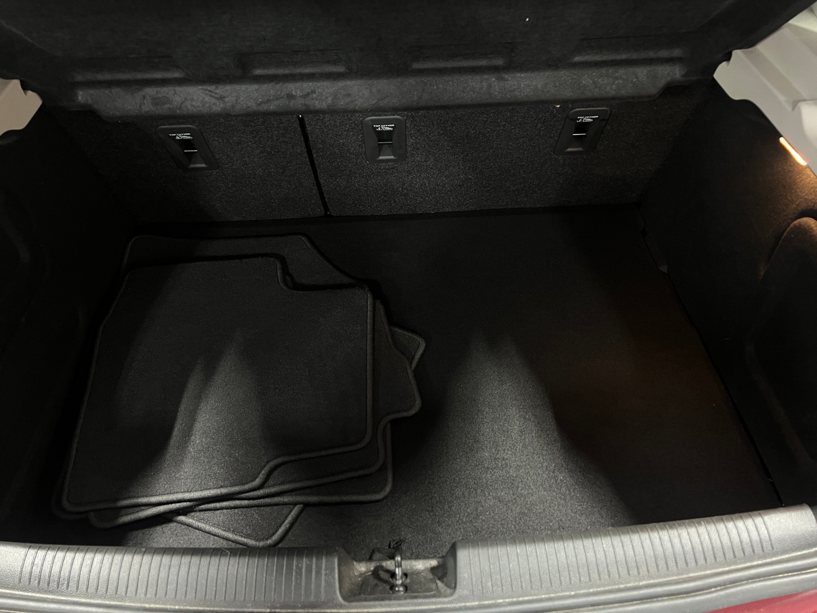 Thumbnail: 2018 Chevrolet Cruze - 7