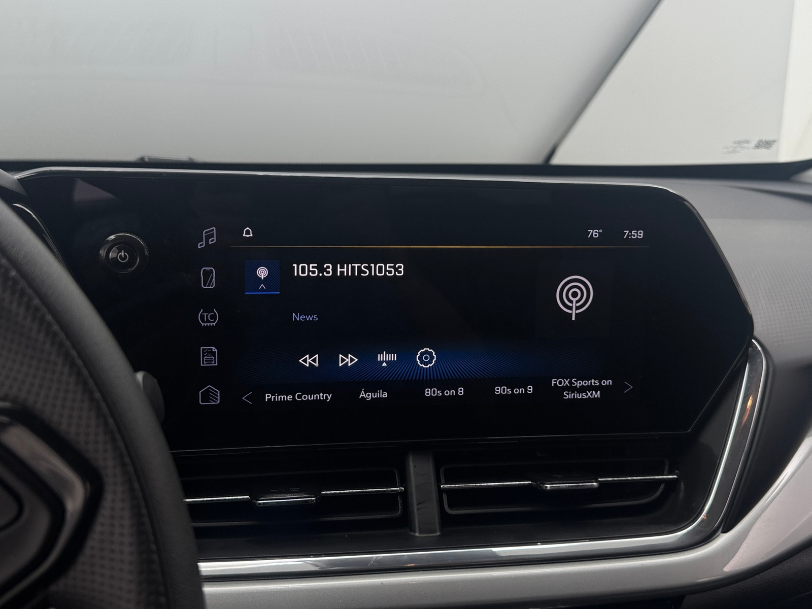 Thumbnail: 2025 Chevrolet Trax - 4