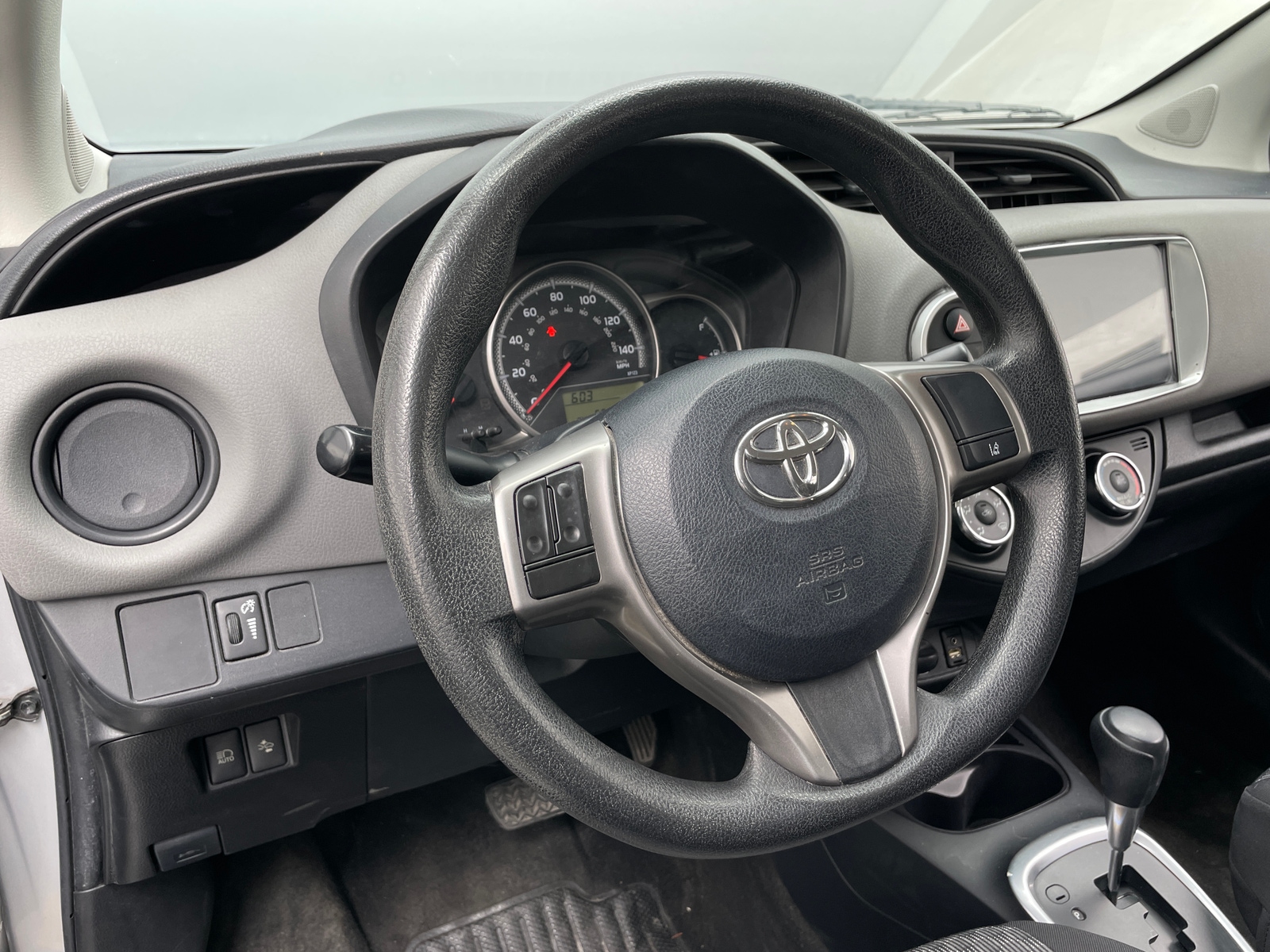 Thumbnail: 2017 Toyota Yaris - 5