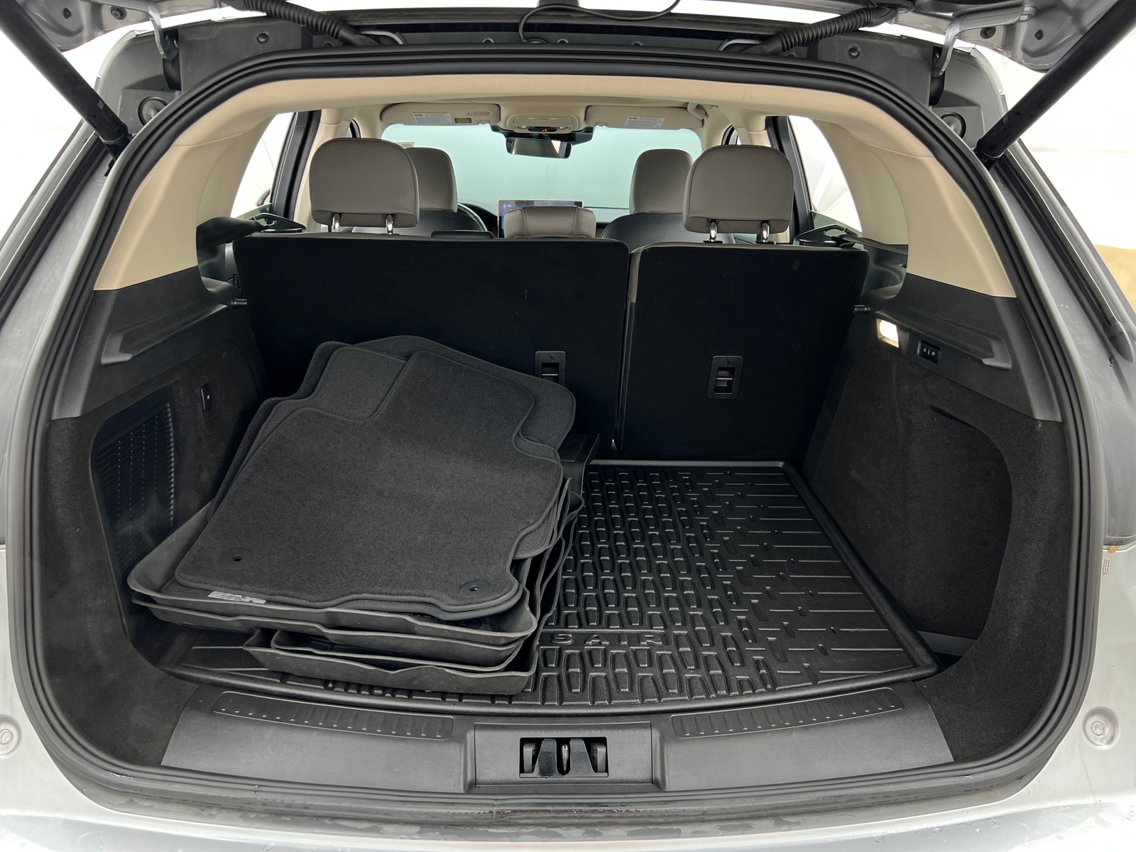 Thumbnail: 2023 Lincoln Corsair - 6