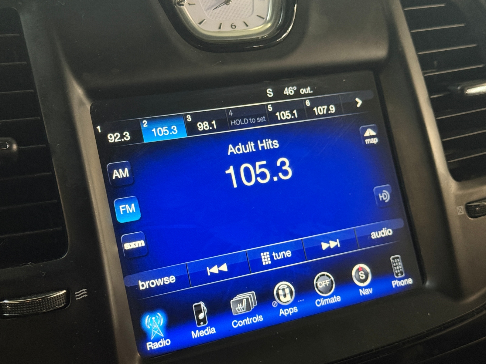 Thumbnail: 2016 Chrysler 300 - 3