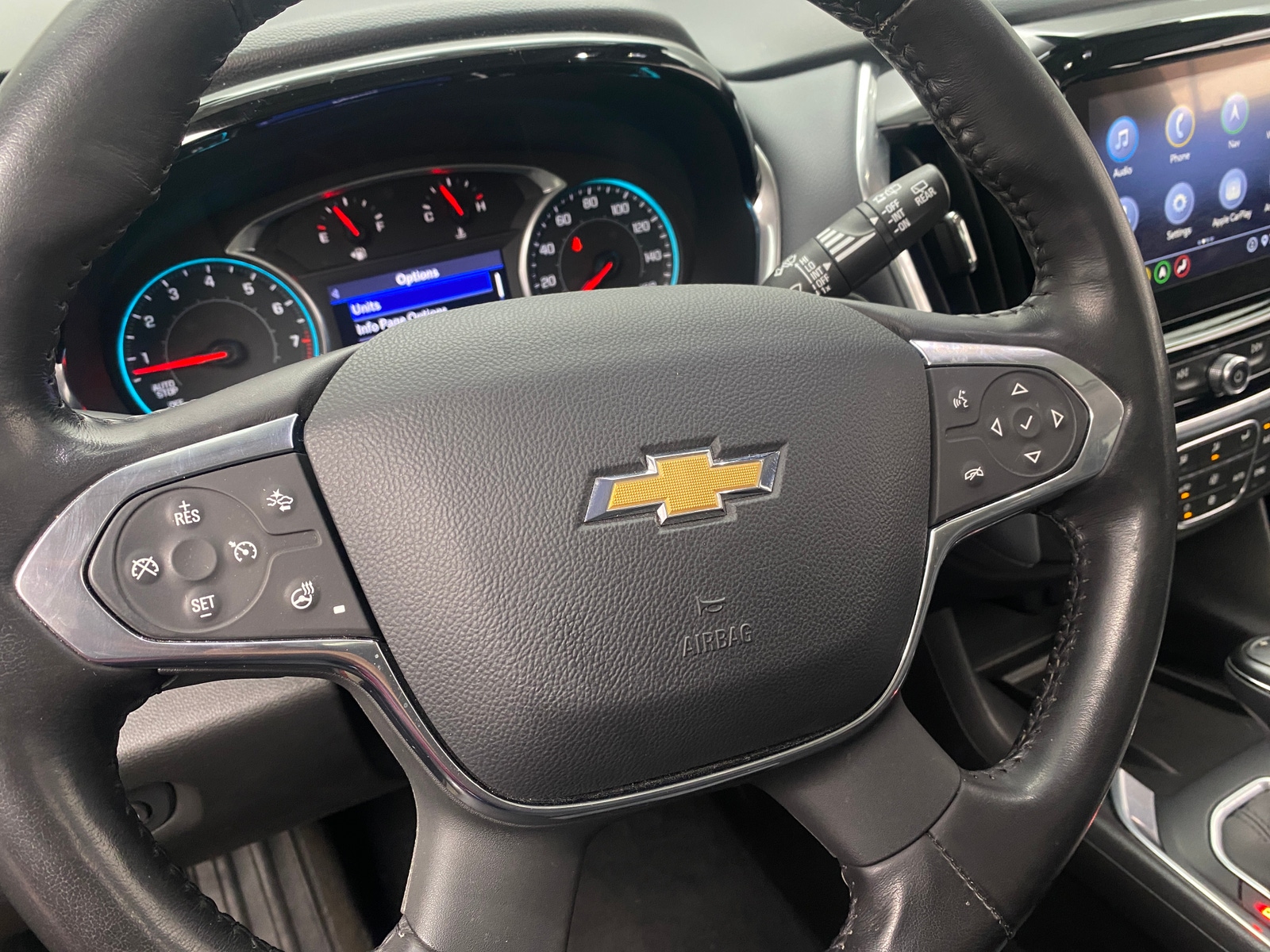 Thumbnail: 2020 Chevrolet Traverse - 4