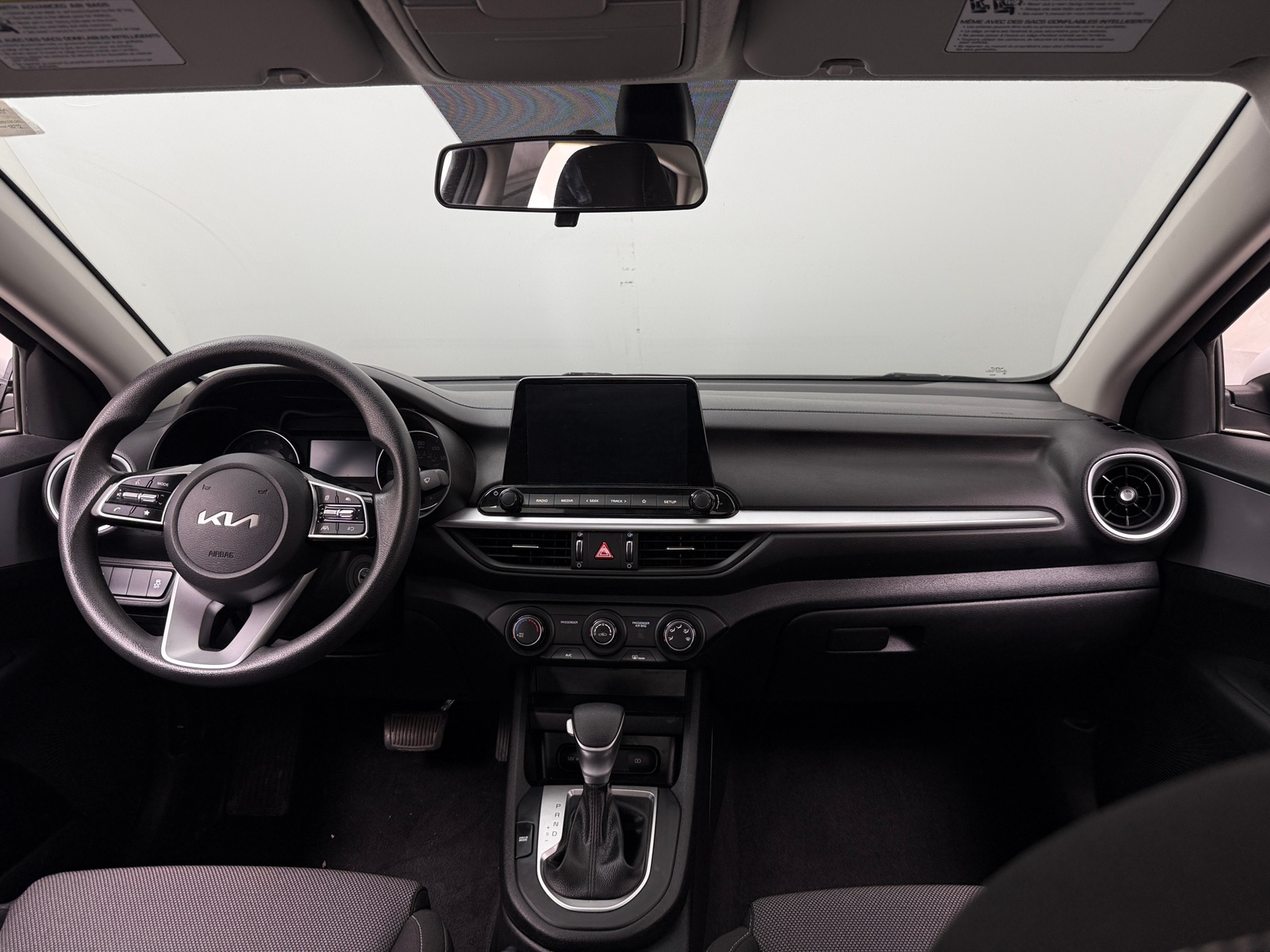 Thumbnail: 2024 Kia Forte - 3