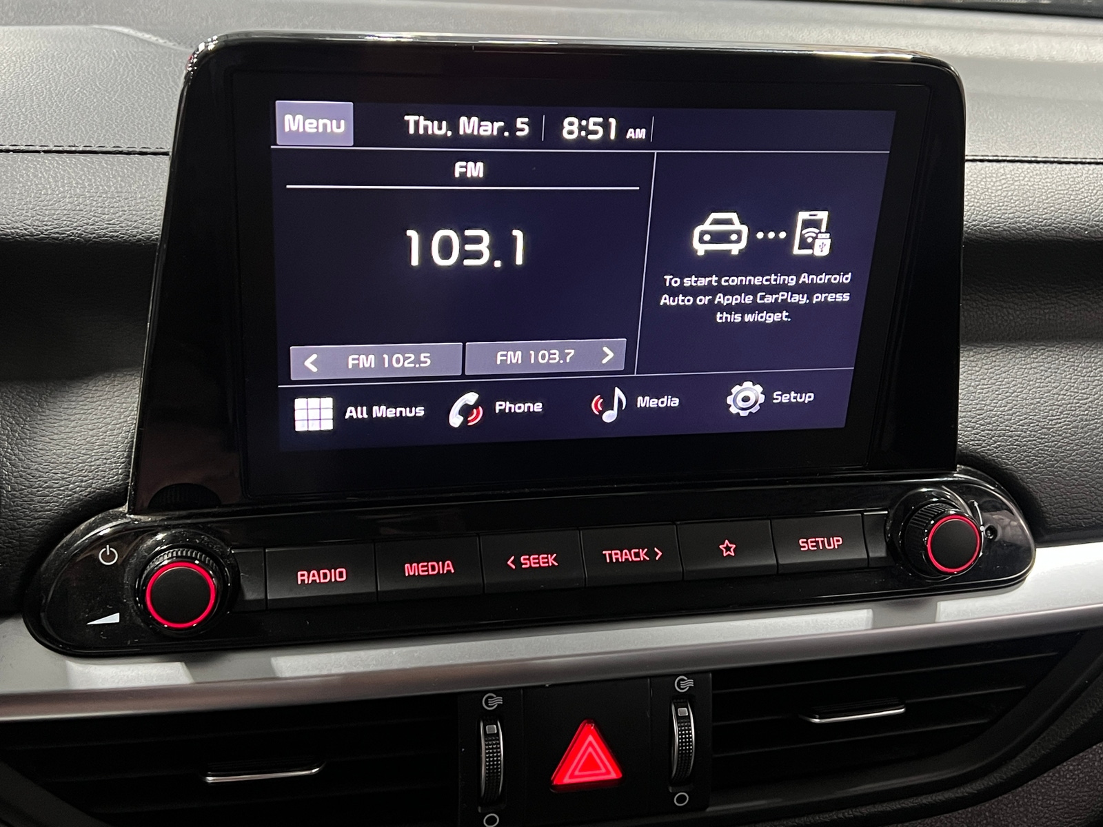 Thumbnail: 2024 Kia Forte - 4