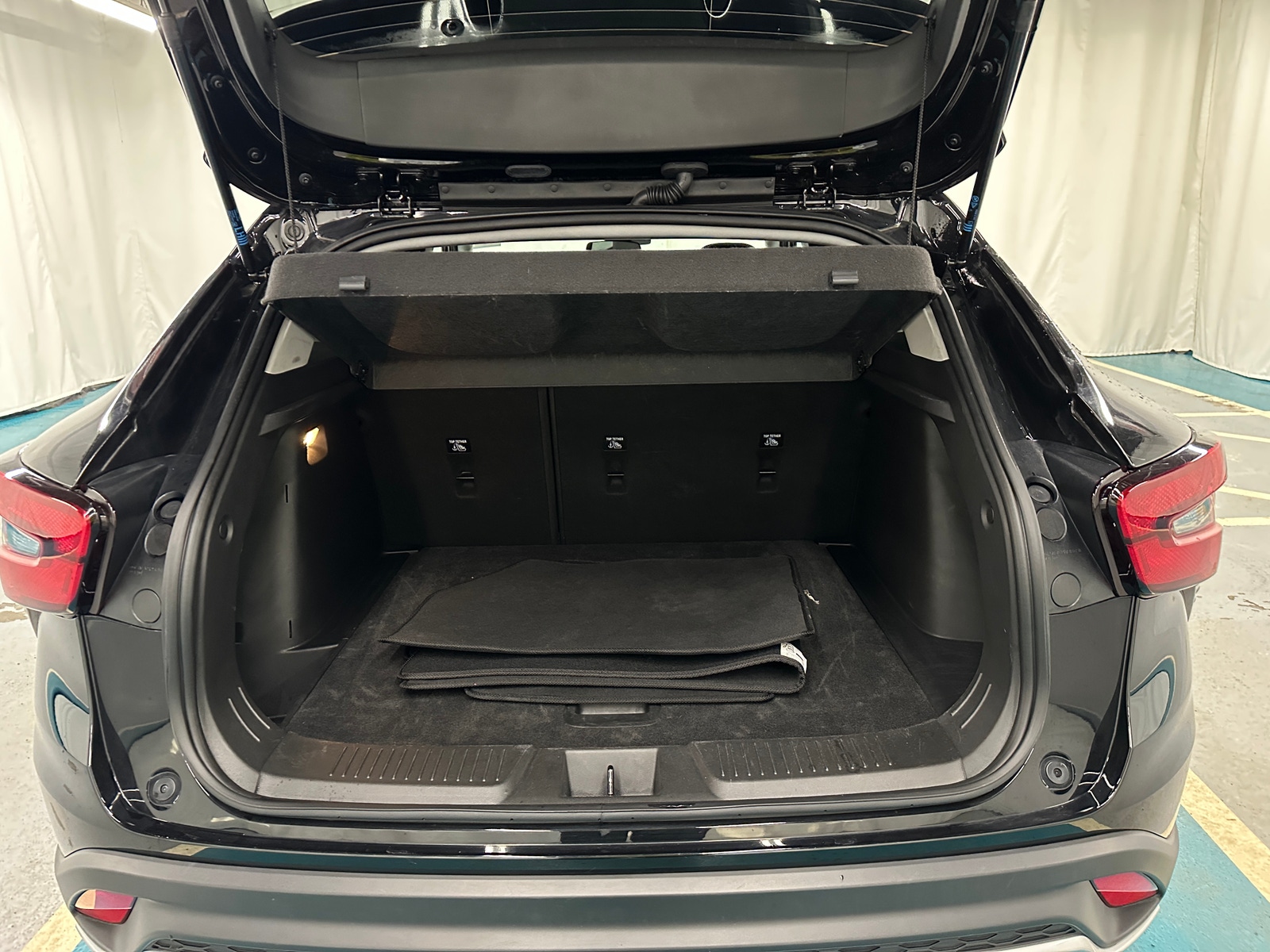 Thumbnail: 2025 Chevrolet Trax - 7