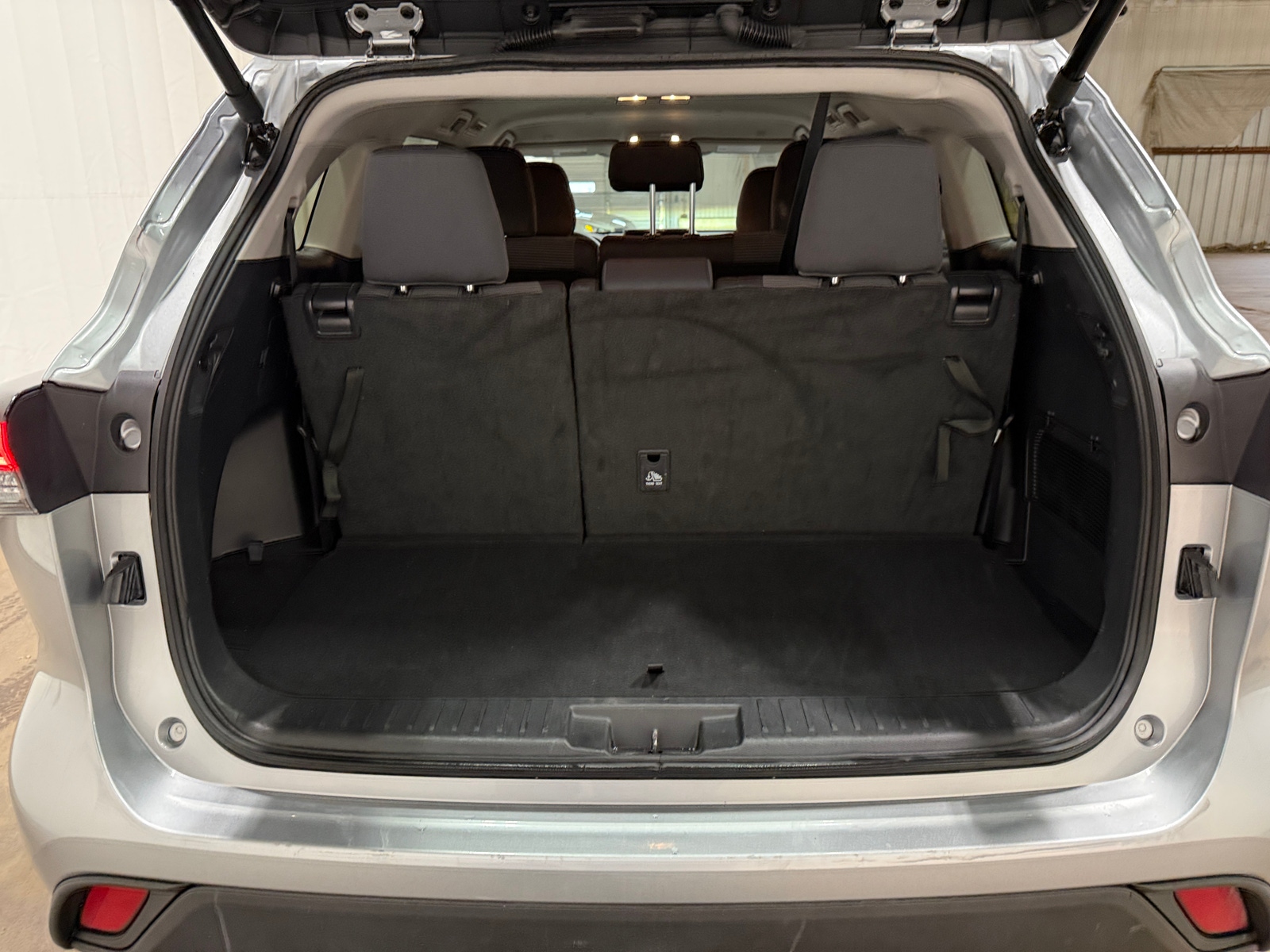 Thumbnail: 2025 Toyota Highlander - 7