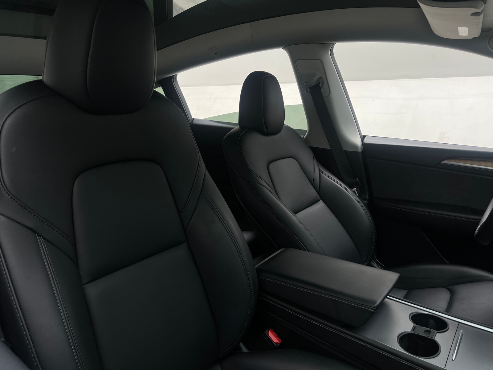 Thumbnail: 2025 Tesla Model Y - 2