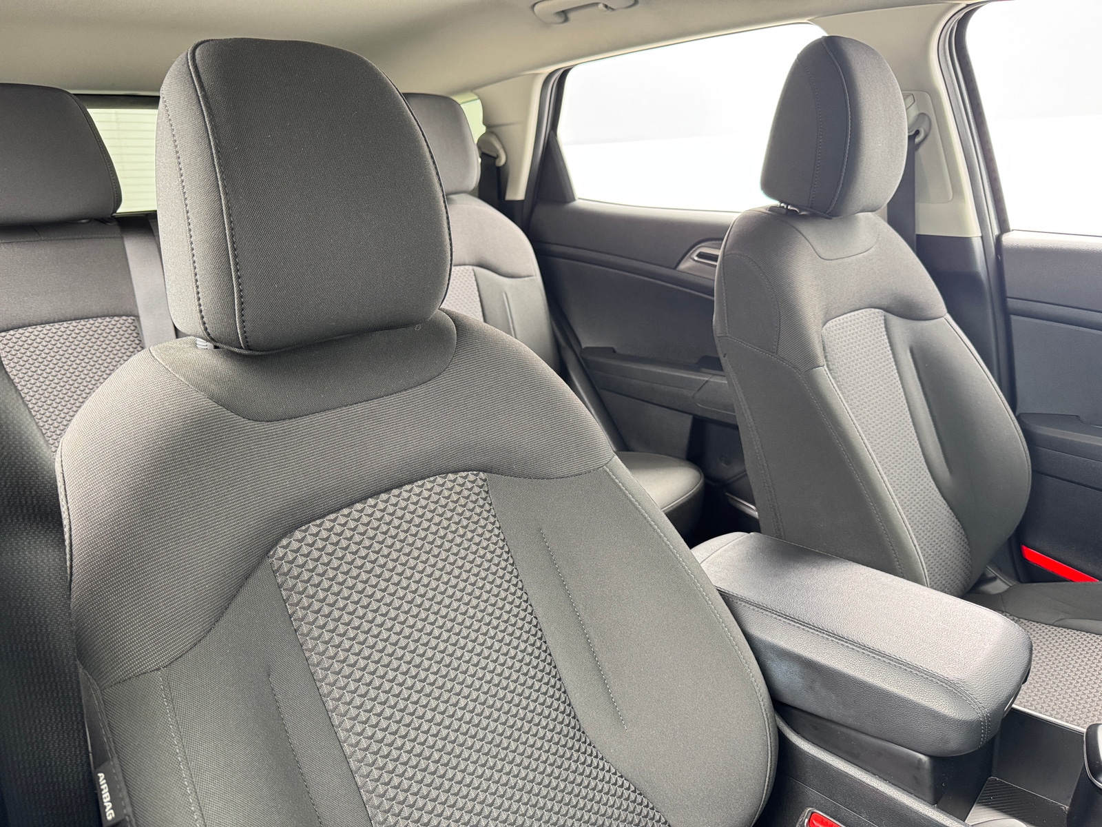 Thumbnail: 2025 Kia Sportage - 2