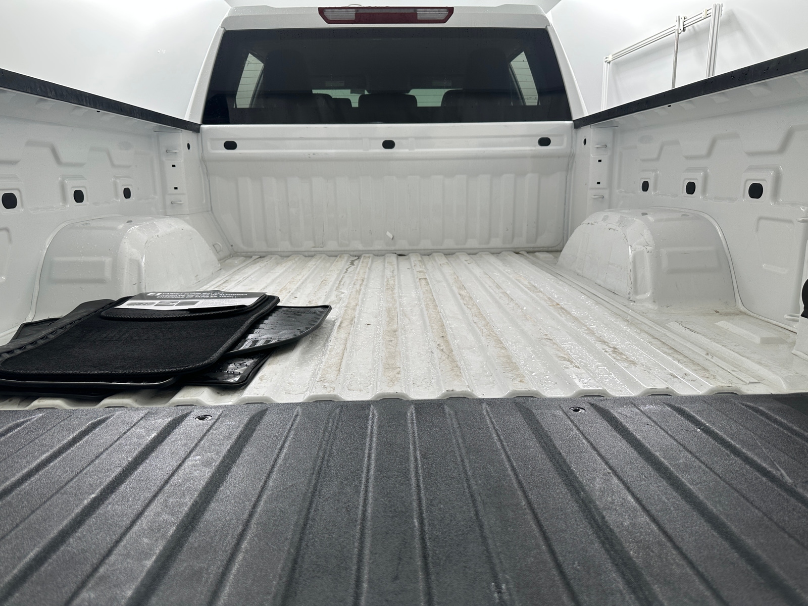 Thumbnail: 2025 Chevrolet Silverado 1500 - 7