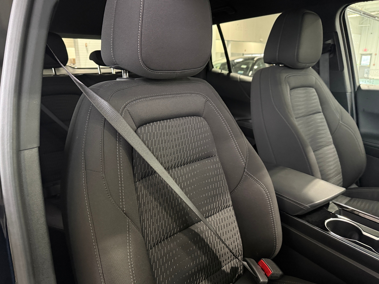 Thumbnail: 2025 Chevrolet Equinox - 2