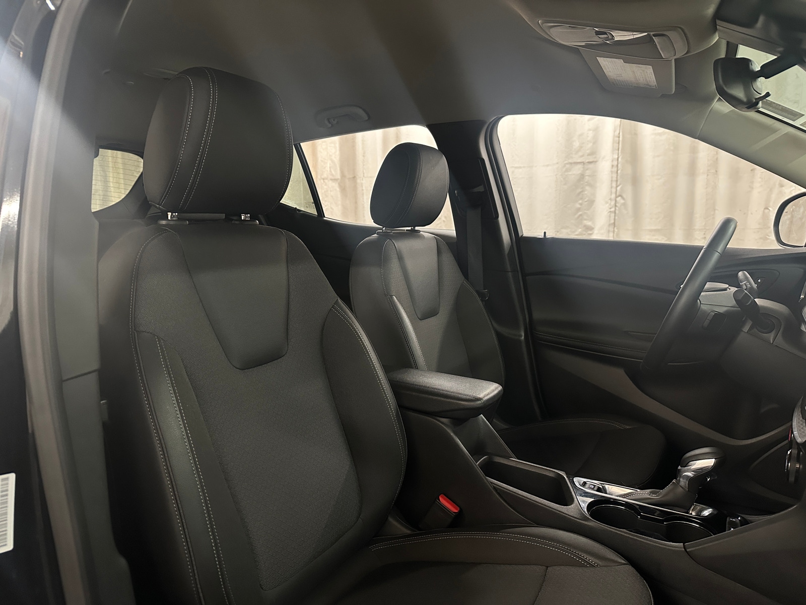 Thumbnail: 2025 Buick Encore GX - 2