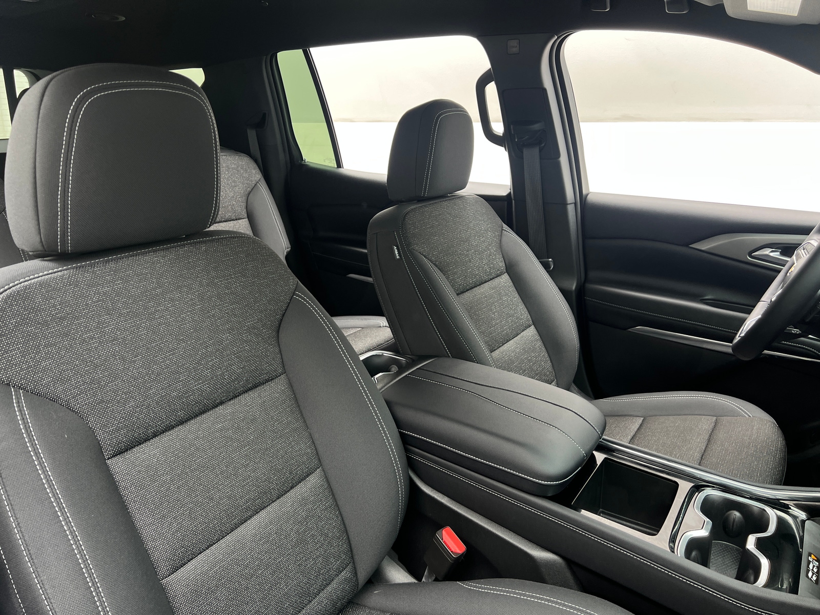 Thumbnail: 2026 Chevrolet Traverse - 2