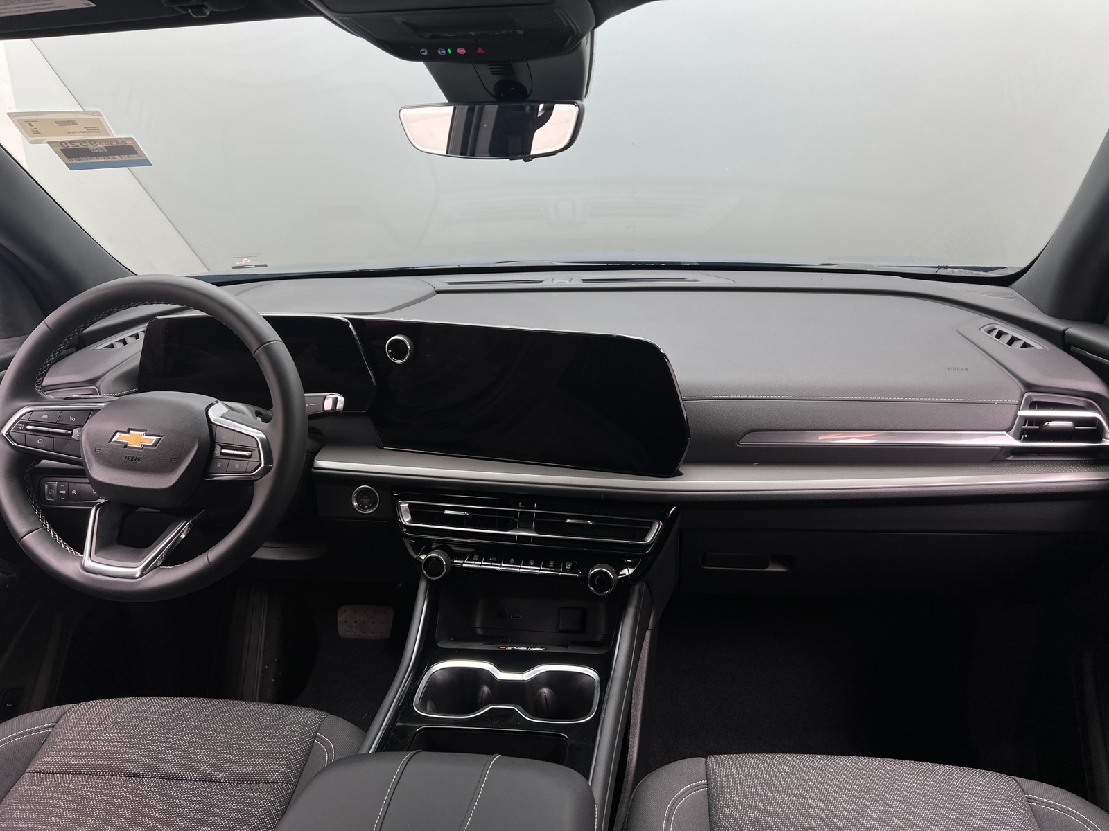 Thumbnail: 2026 Chevrolet Traverse - 3