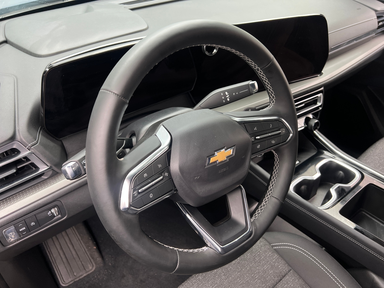 Thumbnail: 2026 Chevrolet Traverse - 5